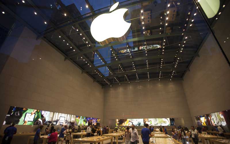 RaisePakistan's tweet photo. WWDC 2017: Apple Unveils the New iPad, iMac, Mac book Column.
https://t.co/7Zgpc6TNBs
#WWDC2017 #AppleInc #ipad #iMac #Macbook https://t.co/Mu6BVqbHCN
