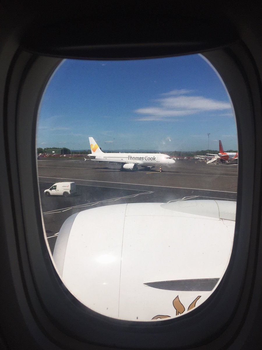 Avion Express tweet media