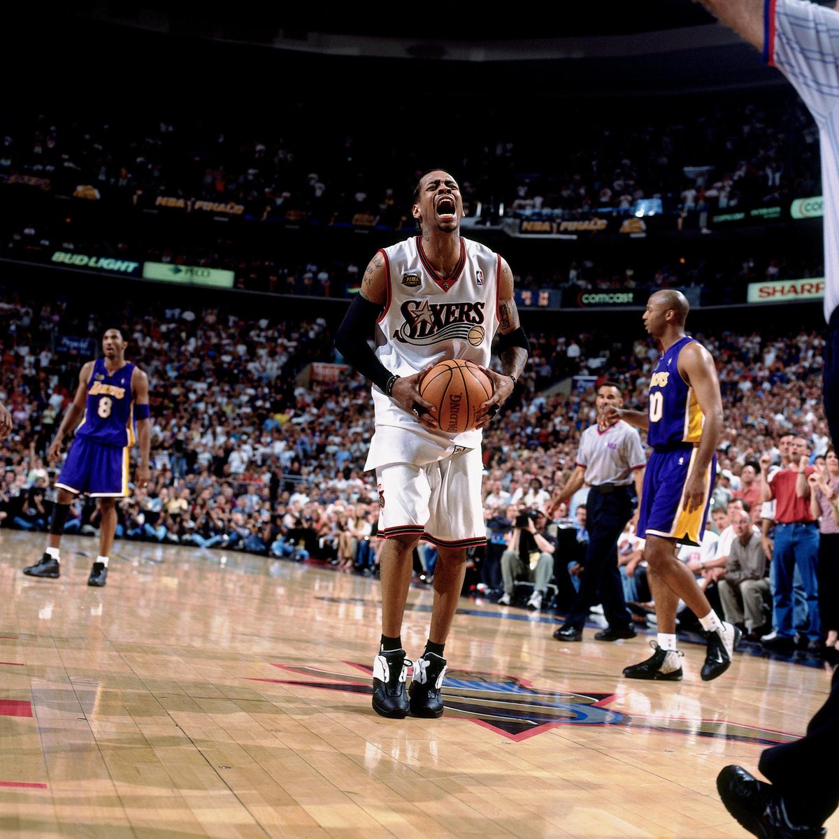NBAcom's tweet photo. Happy 42nd Birthday to 11x All-Star, MVP &amp; Hall of Famer @alleniverson!

WATCH: https://t.co/xP9z7Vx1FE #MADEInPHILA #NBAHistory https://t.co/Jl5044hdFg