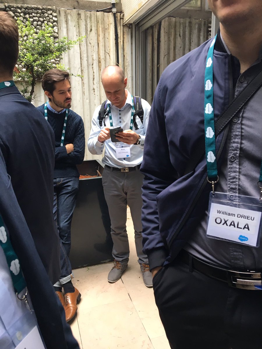 OxalaConsulting's tweet photo. #TeamOxala présente au #PartnerForum de @SalesforceFR @partnerforce 🥐🥐🥐🥖☕️☕️ et maintenant place à la première session!  @ggourbeillon https://t.co/Y8Y6bmm4Dr