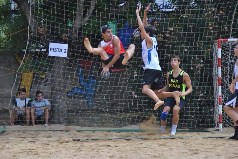 Hoy pasa por quirófano nuestro gran @9VictorMontoya9 , engrase de muelles y en breve dando guerra por todo tipo de pistas! Mucho ánimo!