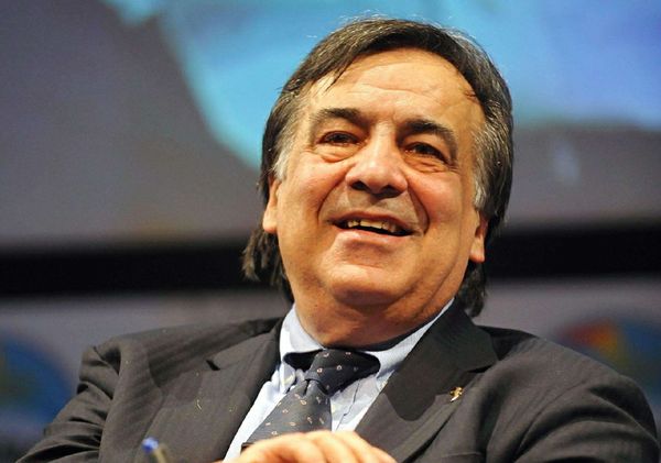 Intervistagreen a LeolucaOrlando. Consumo di suolo, mobilità e rifiuti #elepa17 #orlandosindaco #facciamosquadra bit.ly/2rA0MZJ