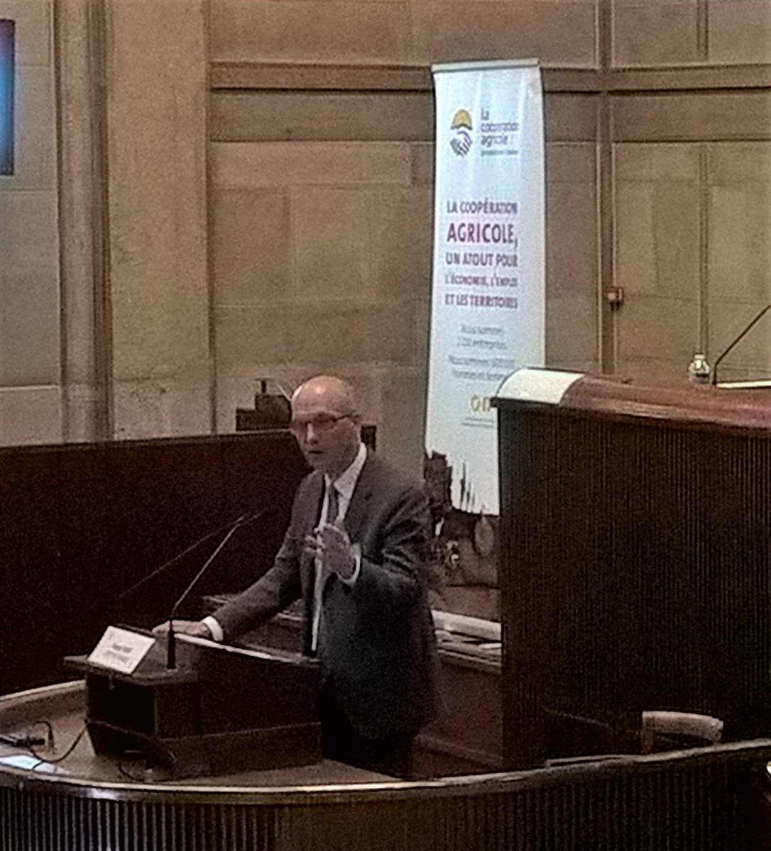 Liberté, égalité, coopérez! P. Viné présente le bilan de @CoopdeFrance et <a href="/lacoopagricole/">La Coopération Agricole</a> de la promotion du modèle #coopératif agricole