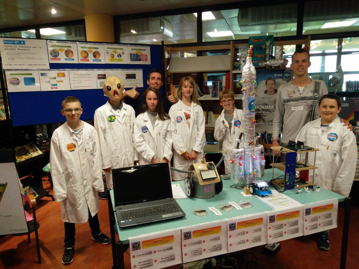 Elmerlickamul's tweet photo. #Mouzomul prêt à décoller fusée 🚀 @forum_sciences https://t.co/lMlxBpAYGc