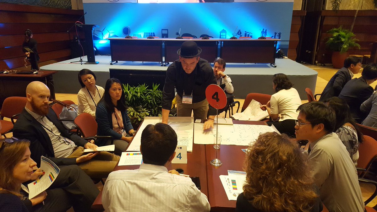 TChrometzka's tweet photo. Blockchain-based meters systems are being designed by Ingo Puhl #ACEF2017 #Ellectricchain #electraseed https://t.co/wf2e7SM6T1