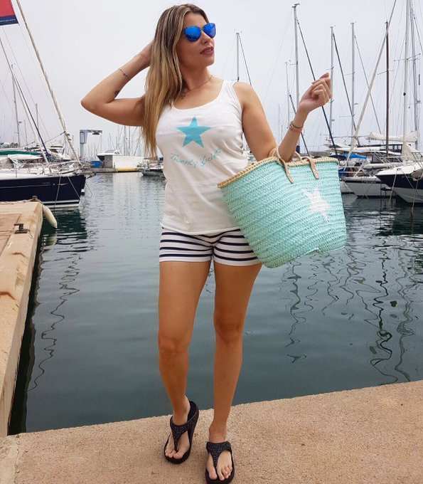 Recaditos ma&ntilde;aneros y hoy nos vemos en @cazamariposastv 🦋 https://t.co/X9eAFTHLl9<a class="tags" target="_blank" title="On Twitter" href="/?out=eyJ0eXAiOiJKV1QiLCJhbGciOiJIUzUxMiJ9.eyJpYXQiOjE3MjMwMjgxNzksImlzcyI6InR3cG9ybnN0YXJzLmNvbSIsIm5iZiI6MTcyMzAyODE3OSwiZXhwIjoxNzU0NTY0MTc5LCJyZWRpcmVjdF91cmwiOiJodHRwczovL3R3aXR0ZXIuY29tL2NhemFtYXJpcG9zYXN0diJ9.3ZbhF6XwT77ah_UdY_ApdUNP8xFmmBcMkDyyaZSuMTqZtINMv2TKiFoDBACenaG1HNIDCmZ9ZCA00IC3Zc98UQ">@cazamariposastv</a><a href="/tag/semanasanta"class="tags"><span>#semanasanta</span></a>