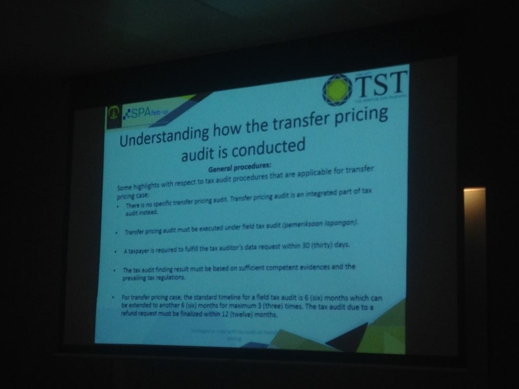 TST_FEB_UI's tweet photo. Here's a sneak peak of the 5th training session with Mr. Micky from EY https://t.co/t2Qvs251vB