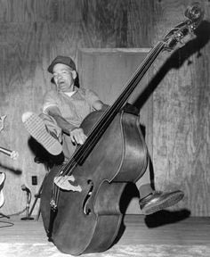 Ruby and the dukes live at the Lucky pig cocktail bar this Thursday 8pm - 10pm free entry))
facebook.com/events/2986327…