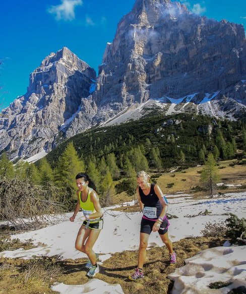 TurismoVeneto's tweet photo. Un evento podistico tra le montagne della #ValDiZoldo: ecco la #DolomitiExtremeTrail https://t.co/cwgy4Rdq6V #VisitVeneto https://t.co/WitBJlI2zZ