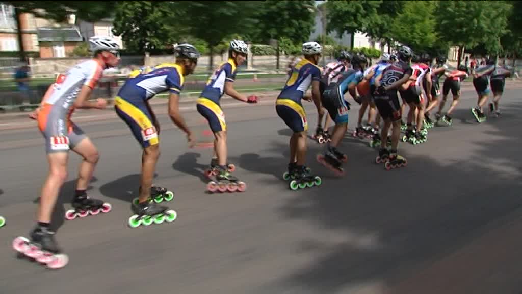 Dimanche à 9h00, suivez en direct le #RollerMarathon de #Dijon sur France 3 Bourgogne ➡️ france3-regions.francetvinfo.fr/bourgogne-fran… #rollermarathondijon
