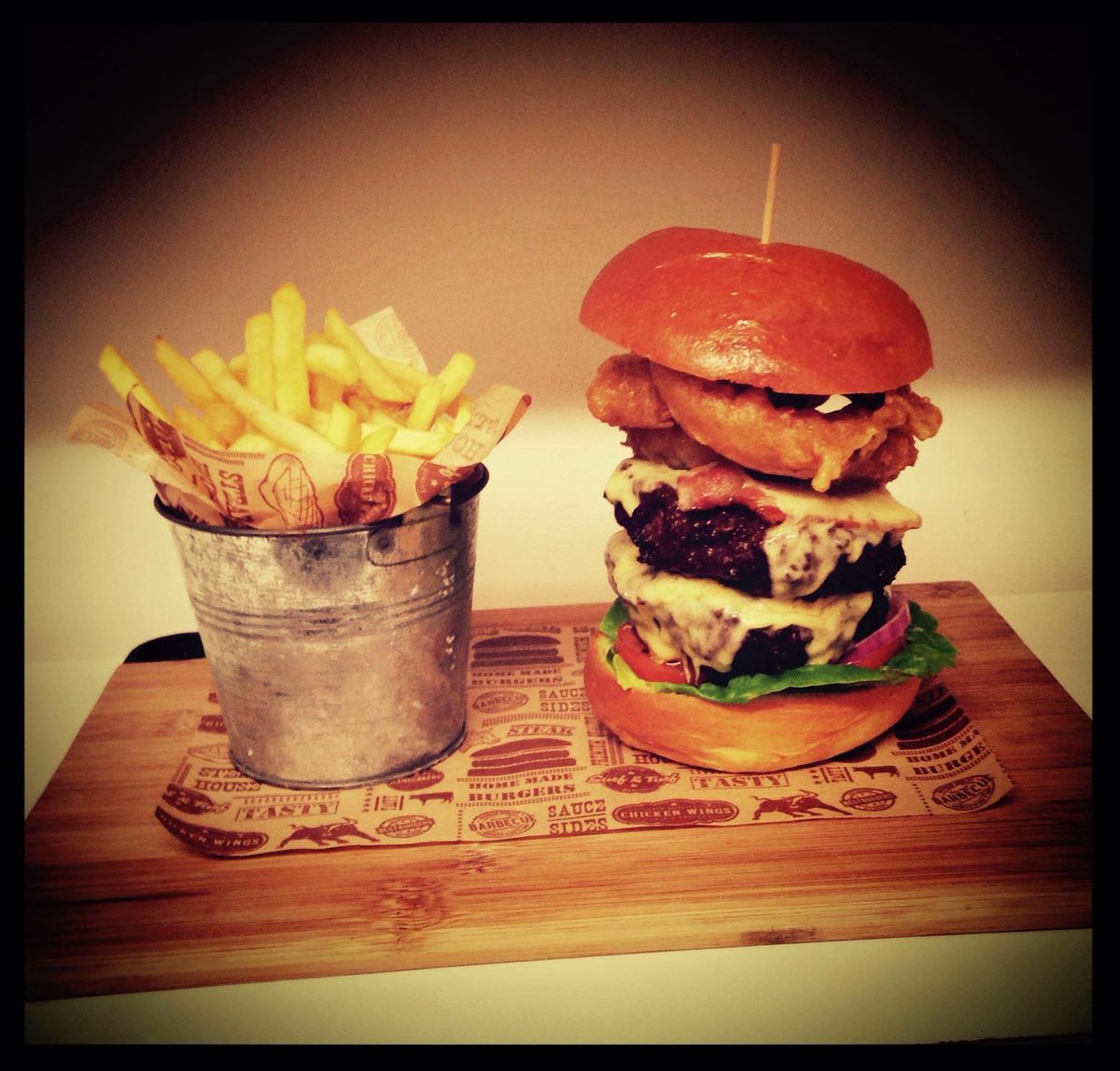 oringnorthwales's tweet photo. Bigger than the Marquess, bolder than South Stack lighthouse's brass &amp; hotter than Wylfa in July; #Anglesey's burger beacon @tomshamburgers https://t.co/e59a5FELFO
