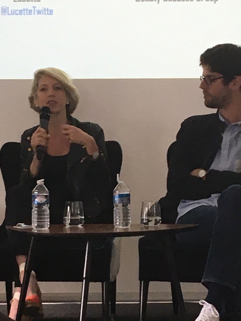 CatherineZunic's tweet image. Lucette prochain TripAdvisor de la beauté ? #LucetteTwitte  #JDNebeaute #JDNEvents