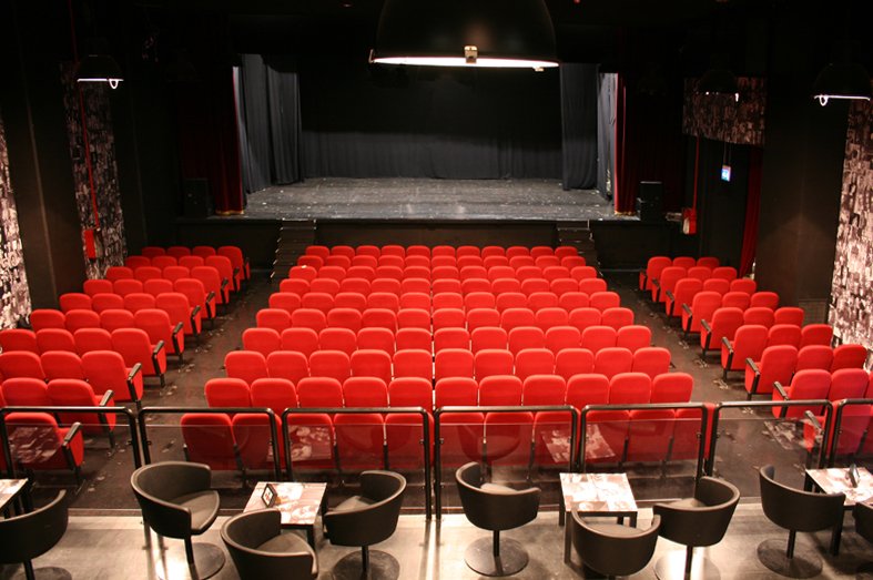 Aiutaci a salvare il Teatro Ambra alla Garbatella! Firma anche tu la petizione sul sito >> goo.gl/lyMIQ1 #teatro #Roma #cultura