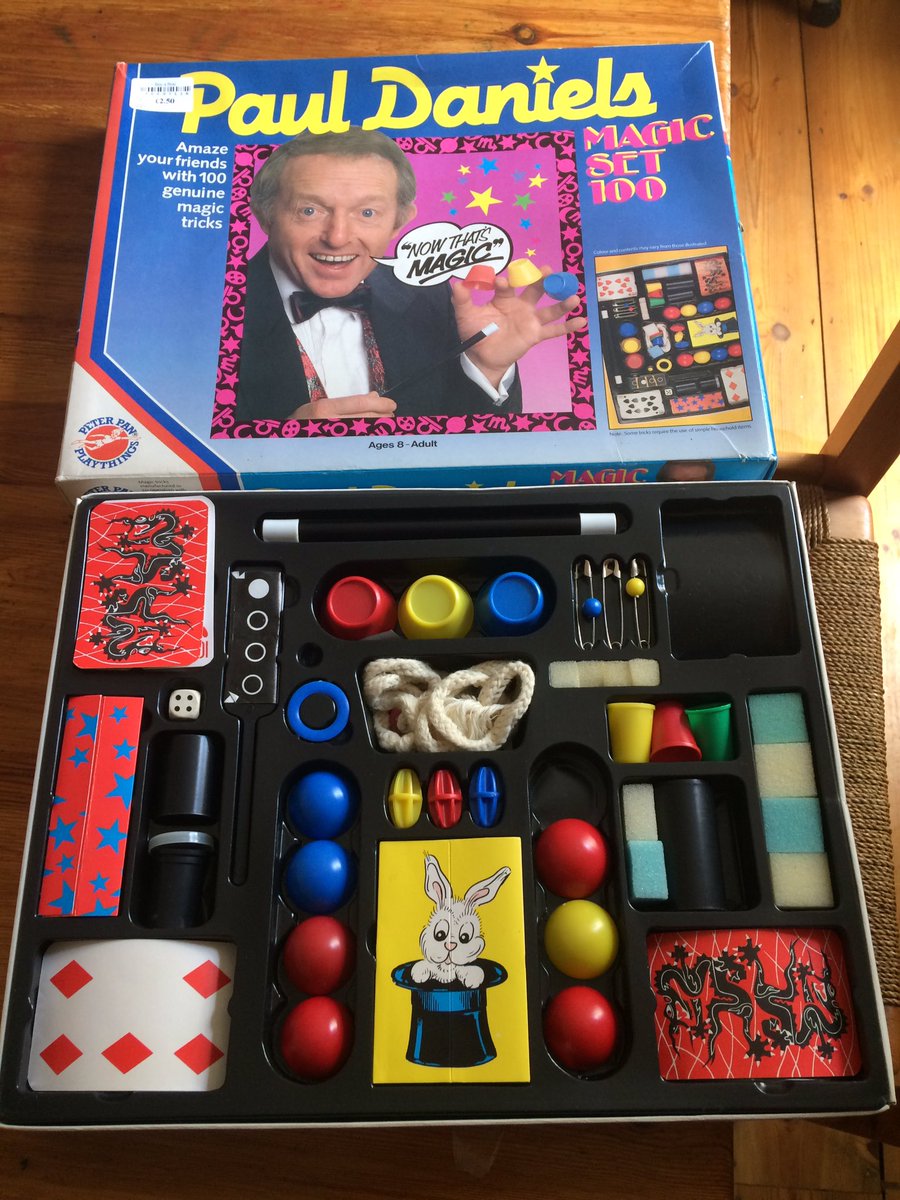 wendeeeeee's tweet image. Ok I don't tweet very often about stuff other than @leemeadofficial but I have just bought this amazing #pauldaniels #magicset £2 #bargain