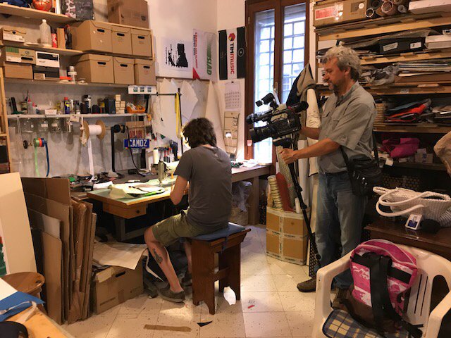 storiedichi's tweet photo. Il @TgrVeneto ha intervistato i protagonisti di #STUDIO2091 a #Venezia e il #crowdfunding sta arrivando al 33% 🙌🏻👏🏻 https://t.co/7VrFpsDdff