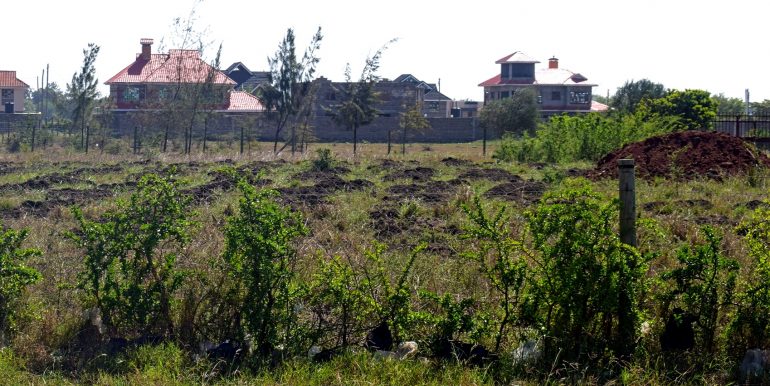 afrihome's tweet photo. Prime ½ Acre Vacant Land For Sale In Kamakis for construction of commercial apartments with title deed.

PRICE KSHS 20M

CALL +254706801784 https://t.co/1GgwLYnRL2