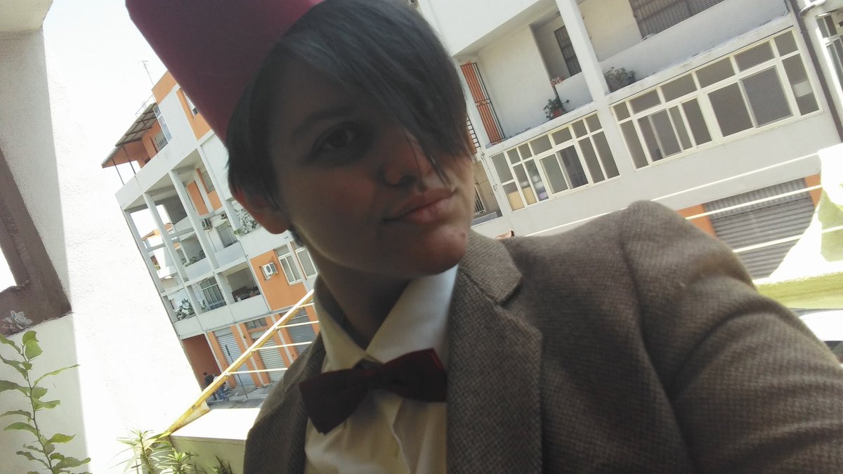 revoldefleurs's tweet photo. "hello i'm the Doctor,
basically, RUN"
๐โจโ
#eleventhdoctor #DoctorWho #bbccosplay #mattsmith https://t.co/Wd72FjDeeN