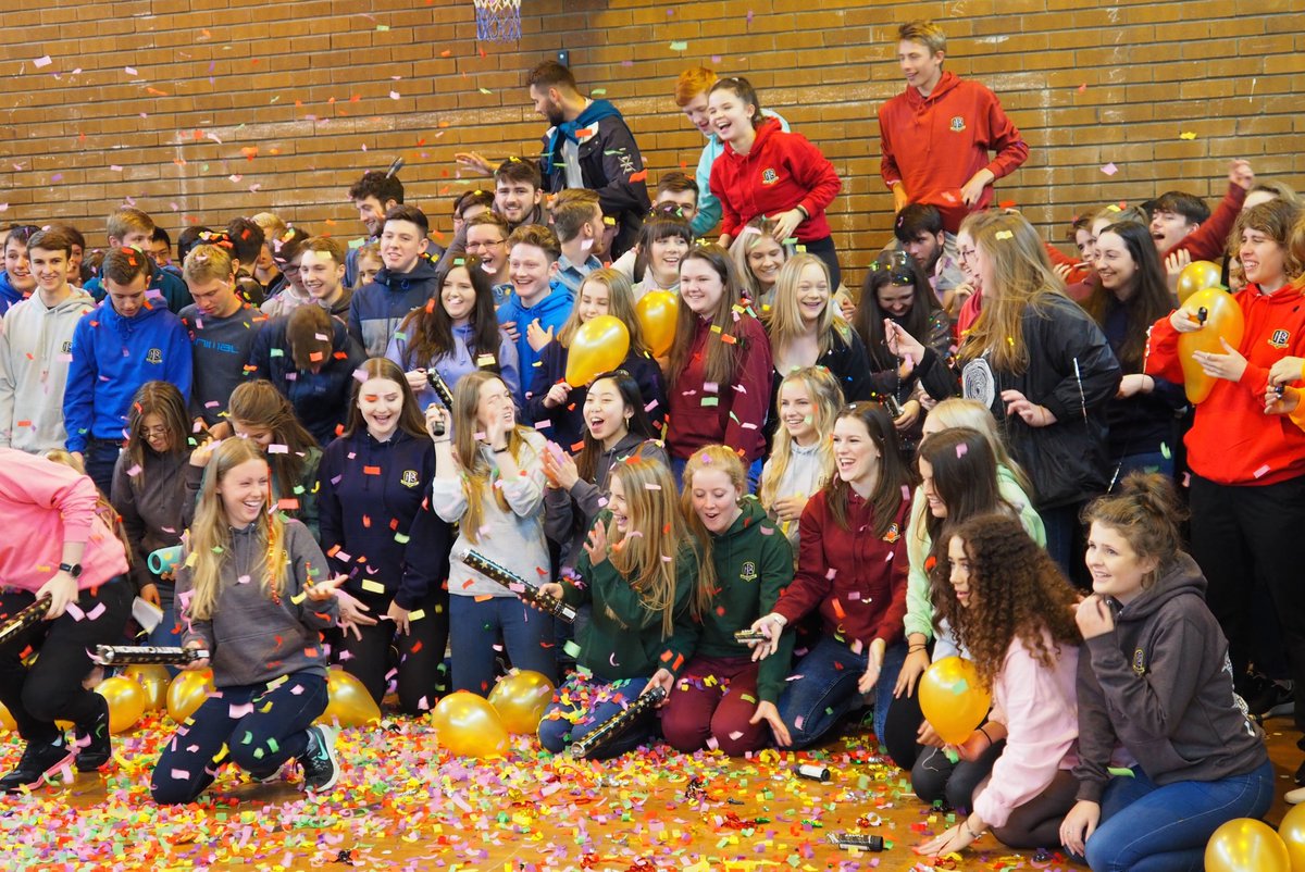 PerthHighSchool's tweet photo. Check out the yesterday's Leavers' Day photos here! - https://t.co/AUoMZNbEPO https://t.co/0uiM025DhW