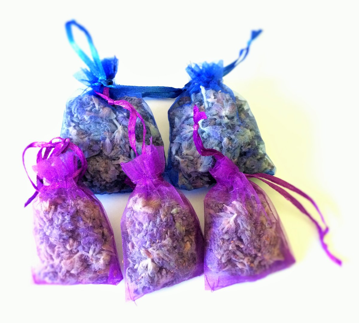 MedicalNetworks's tweet image. goo.gl/6s7EzX
100% Organic Lavender Sachets in blue or purple organza bags ! Includes FREE Shipping! #lavender #sachets #weddings