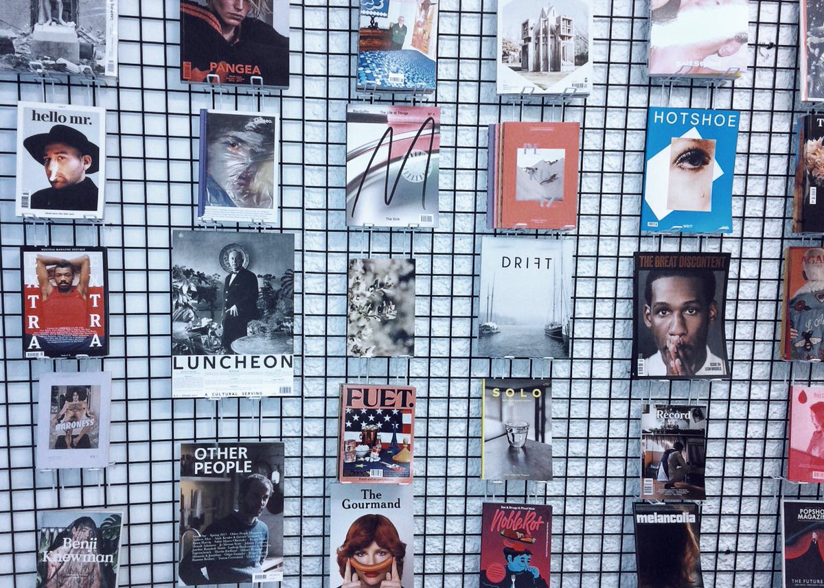 Gironins! A <a href="/la_imprevista/">LA IMPREVISTA</a> trobareu revistes i publicacions de primera per a una ciutat de primera! 🙌 🇵🇱 #indiemags #quiosc #dissenygirona