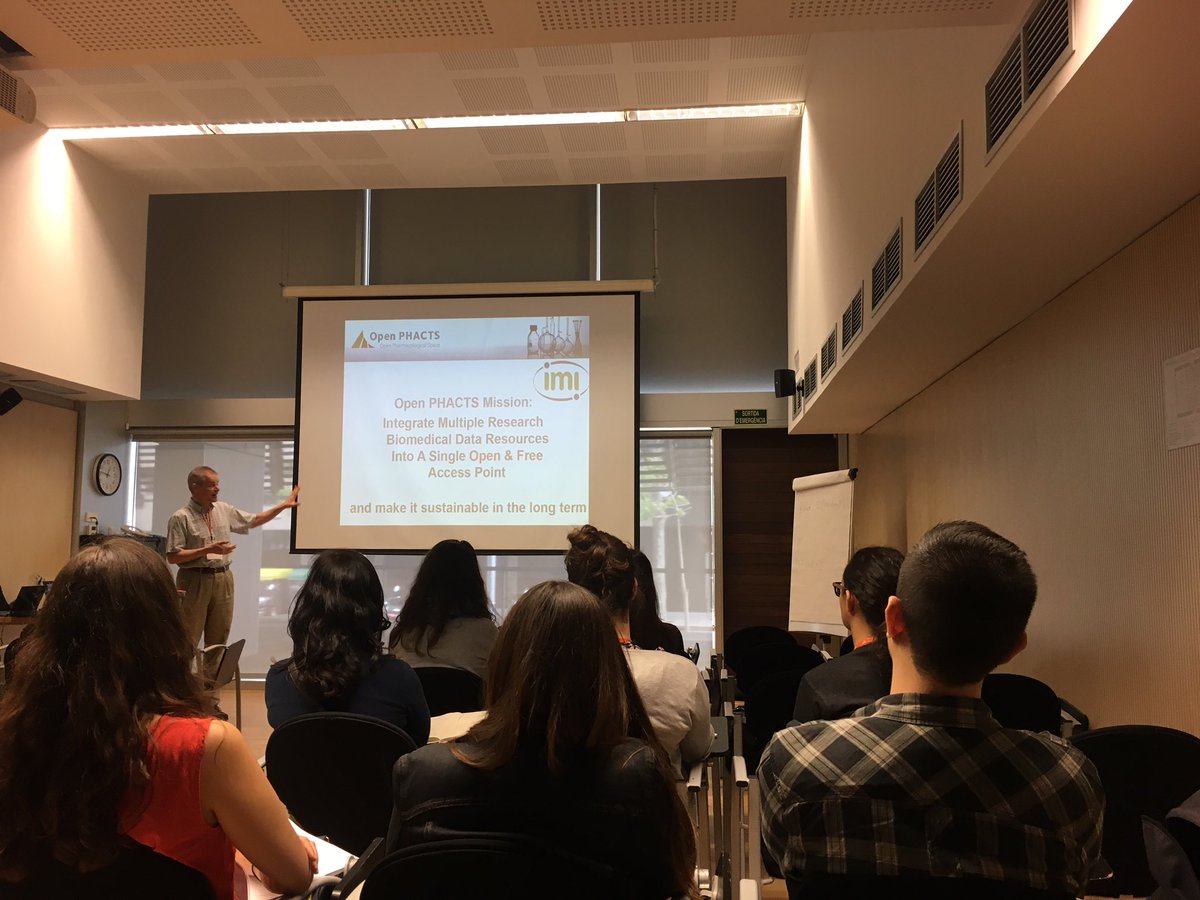 Pablo_RomanGcia's tweet image. #OpenPHACTS @IMI_JU project being presented to #SMEs in @ELIXIREurope #ELIXIR4Innovation event