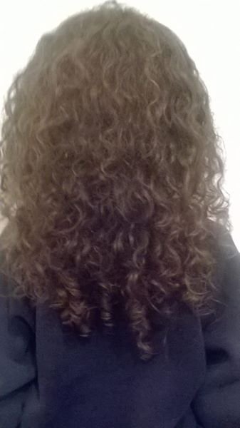 Beever_Hair_'s tweet photo. My girls #hair using Rich Repair duo and daily revive โค daily revive doubles up as a leave in #conditioner and #detangled x โค easy to comb! https://t.co/NBX0GlpcVM