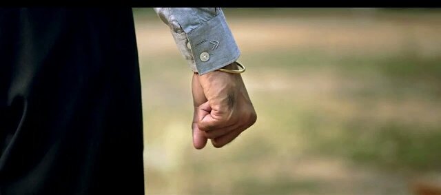 Madurai_TNDFC's tweet photo. @dhanushkraja @kuttyaswin47 ஒருத்தனுக்கு எதிரிங்க அதிகமா இருந்தாங்கன்னா அவங்க எல்லாம் அவனை பாத்து பயப்படுறாங்கன்னு அர்த்தம்..
#Vip2MassTeaser https://t.co/4X7erzbWk6
