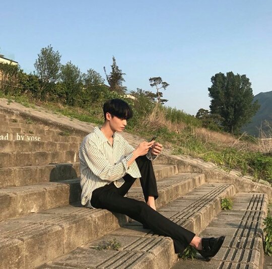 haejingdr's tweet photo. “ but a wicked things to do to                            make me dream of you.” https://t.co/8RtrK1CTQu