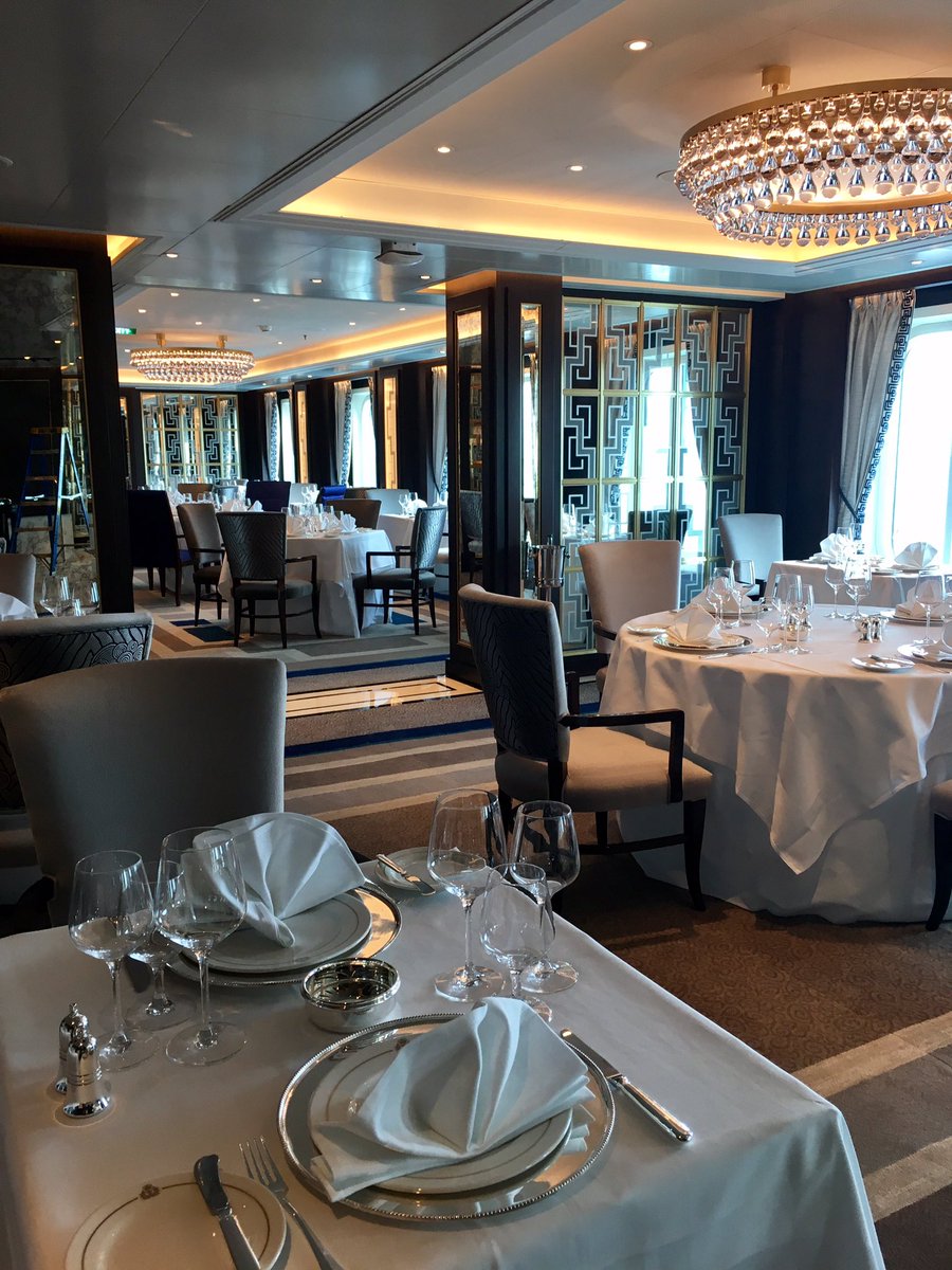 #RefitForAQueen #mstudiolondon