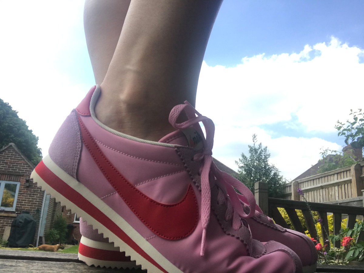 NarrowShoeBlog's tweet photo. On the blog today, these stunning Nike Cortez! https://t.co/zcD0v7iZ45 #shoes #shoeaholic #ukbloggers https://t.co/VjKGjZ4E1l