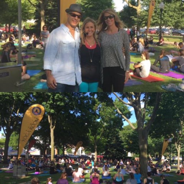 Plymouth_Yoga's tweet photo. Yoga in the Park is tonight with Nicole at 6:30pm in Kellogg Park! #yogainthepark #wednesdaynightworkouts #PYR #NYR #DTP #kelloggpark https://t.co/z39I366Ptg