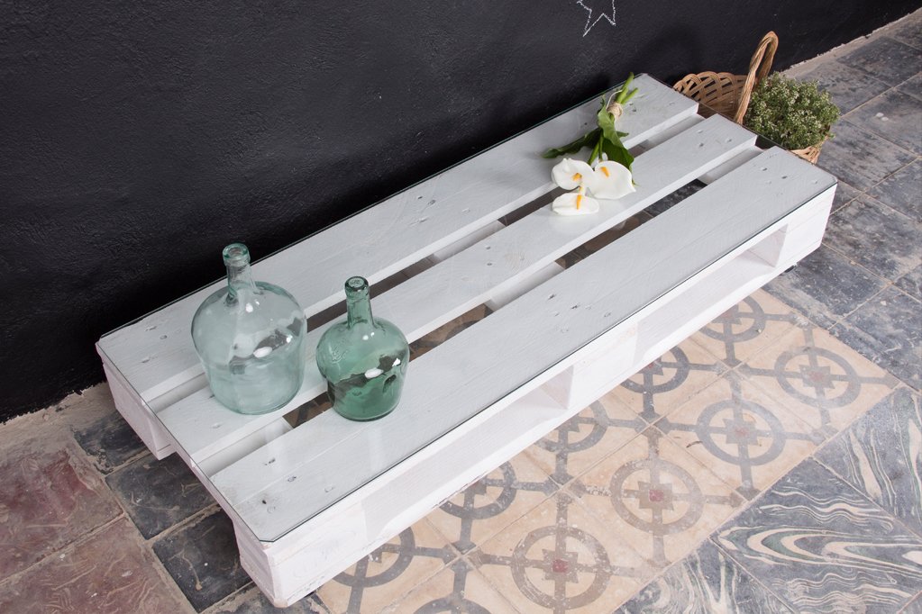 ecodecomob's tweet photo. La mesa Rusell es una de nuestros top ventas. #mesadepalets como #mesadecentro o como #muebletv. Disponible aquí: https://t.co/Y8dT3nuWHt https://t.co/84OQIQxGA4