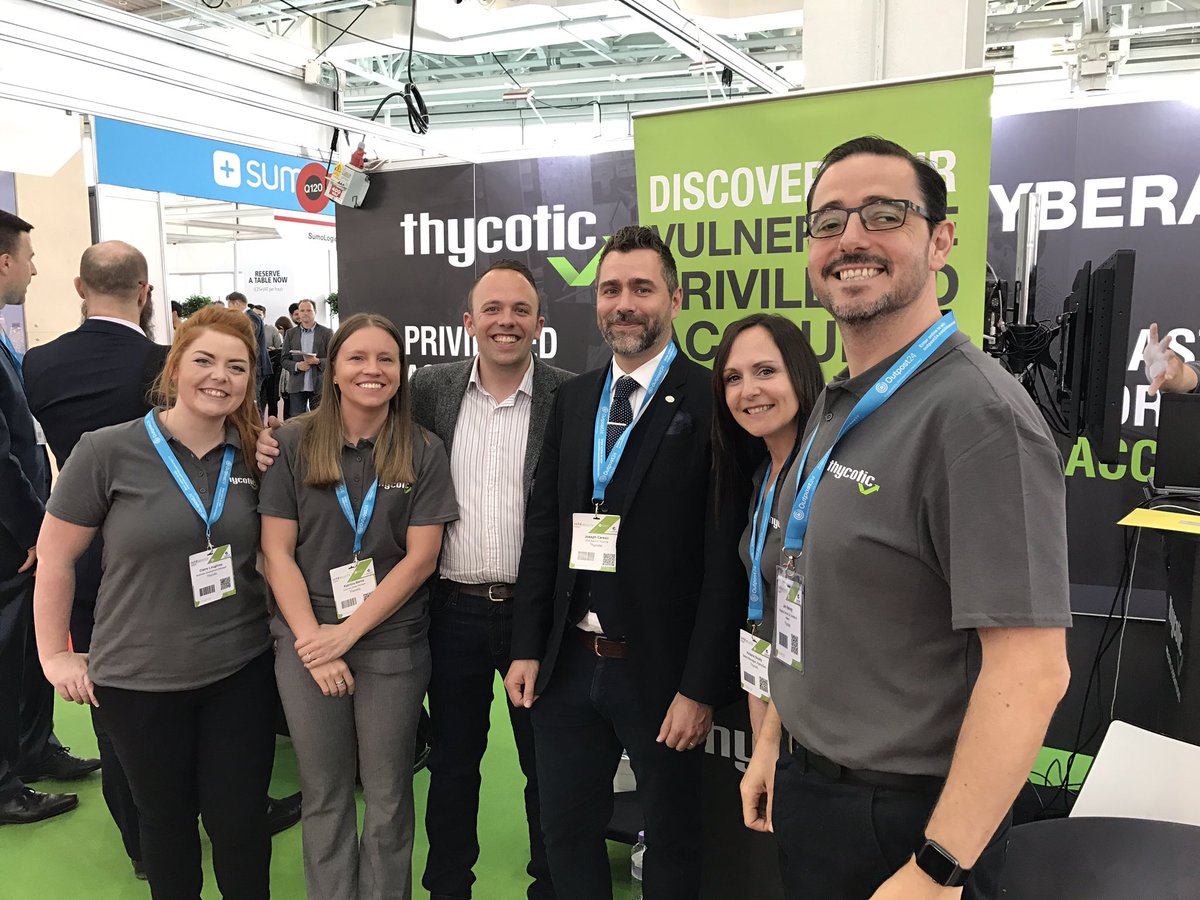 aniamichniewska's tweet photo. Dream Team at #Infosec17 @Thycotic with @KromeTechChris @JimHarvey76 @joe_carson @VictoriaScully1 @Alpha_Gen https://t.co/0X7DDN6QLe