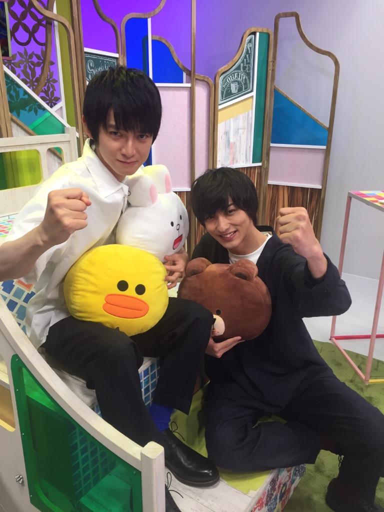 LINELIVE_JP's tweet photo. ⭐️プレゼント⭐️

「#さしめし 」 本郷奏多さん×横浜流星さんのサイン入りポスターを1名様に😍❣️この投稿をRT&amp;フォローで応募完了👍当選者にDMします💌締切6/8

再視聴⏩https://t.co/vgNZzUvflb

#ラインライブ https://t.co/5xwSqqVJlS