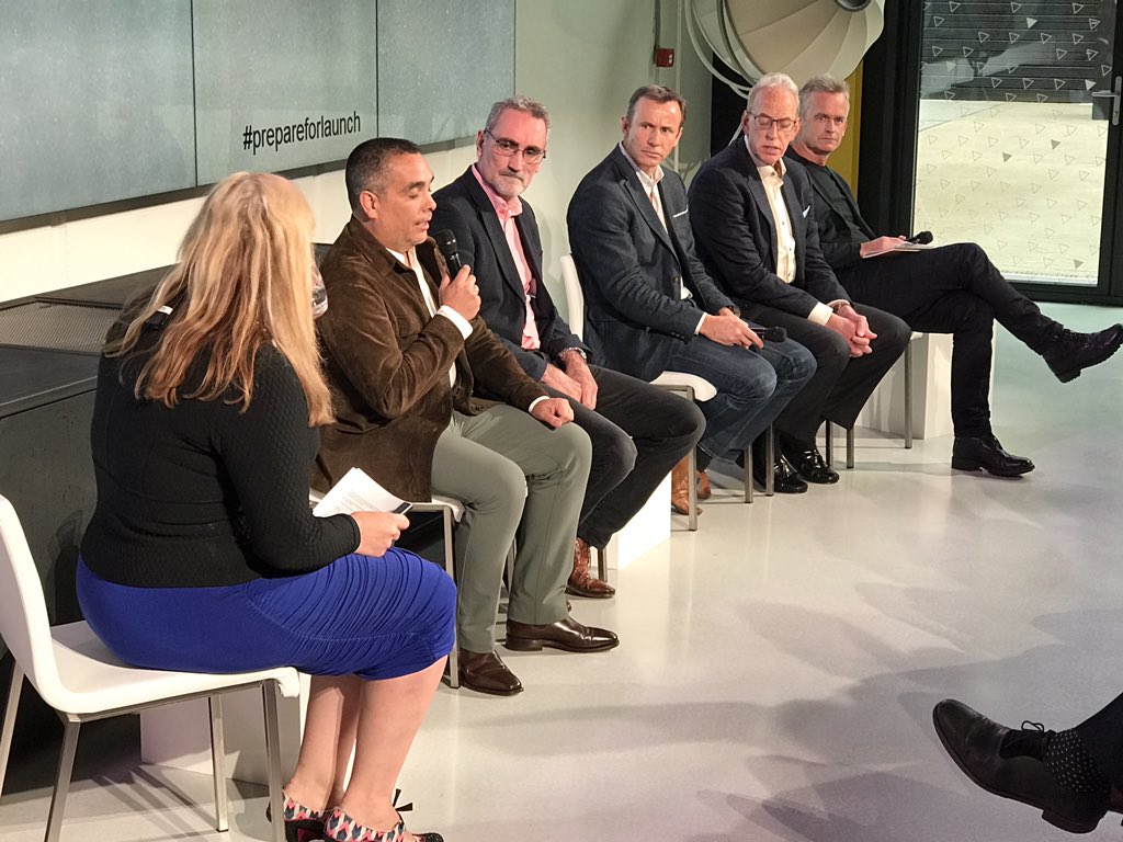 bpluskowski's tweet photo. Distinguished panel takes the stage @RocketSpace #London : #Corporate #innovation #startupengine #prepareforlaunch w/@michelemcconomy https://t.co/8y5p9Pe1cI