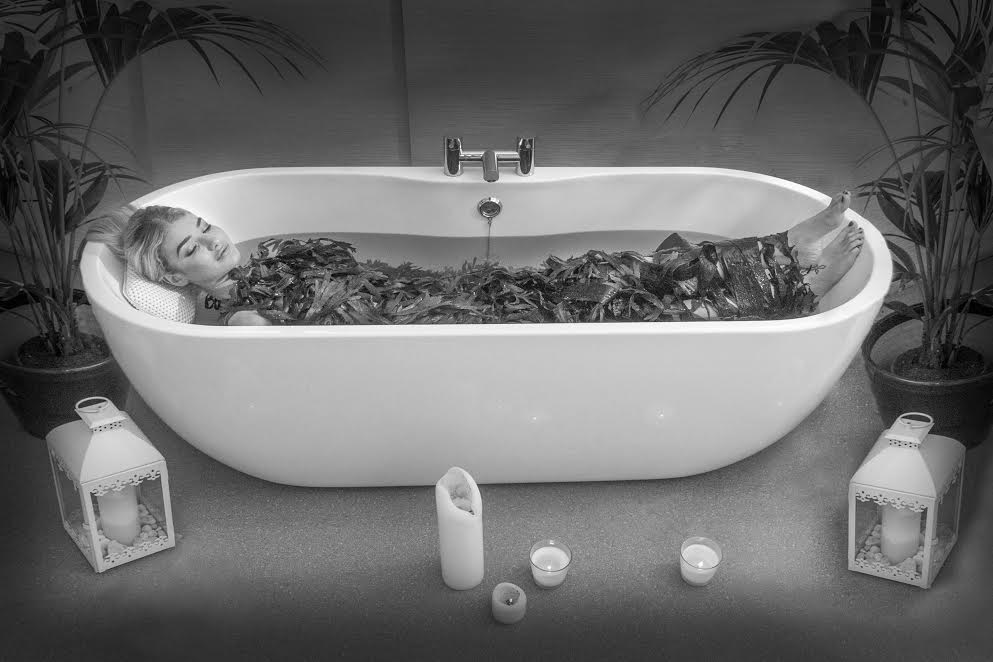 Sea_Haven_Thera's tweet photo. Get Ready For Summer!!! @Sea_Haven_Thera’s June offer is a 30 minute Body Exfoliation followed by a Seaweed Bath Experience - all for £35! https://t.co/YIkB5Tb8OU