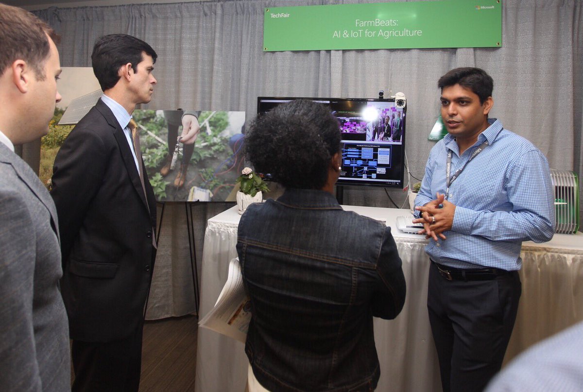 MicrosoftIPC's tweet photo. Researchers discuss technology needed to create FarmBeats: an IoT, TV White Spaces spectrum &amp; machine learning algorithm #DCTechFair https://t.co/JHeHsFqI8Z