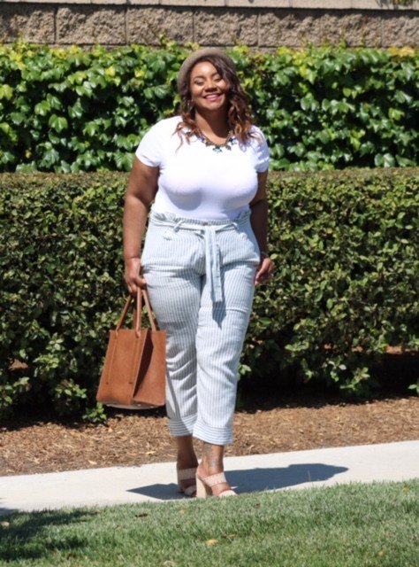 LiveLifeCurvy's tweet photo. The Power of Accessories https://t.co/RkjWPQBcc8 https://t.co/fEBIRw9vEB