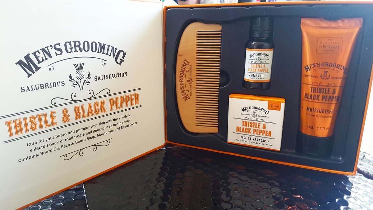 AmazingPRltd's tweet photo. For the beard that deserves a treat and some tlc 😉 @scottishsoaps #AmazingFinds #BeardKit #FaceKit #GentlemansGrooming #grooming #malebeauty https://t.co/tlJnBupnoh