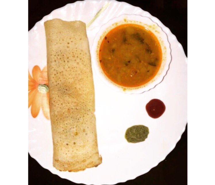 bribingtastebud's tweet photo. Let's try some south indian food 😋😘 Homemade dosa with sambhar ❤️ #foodporn #foodlove # bribingtastebuds #foodgasm #foodaholic #foodblogger https://t.co/CbpDcNaIL8