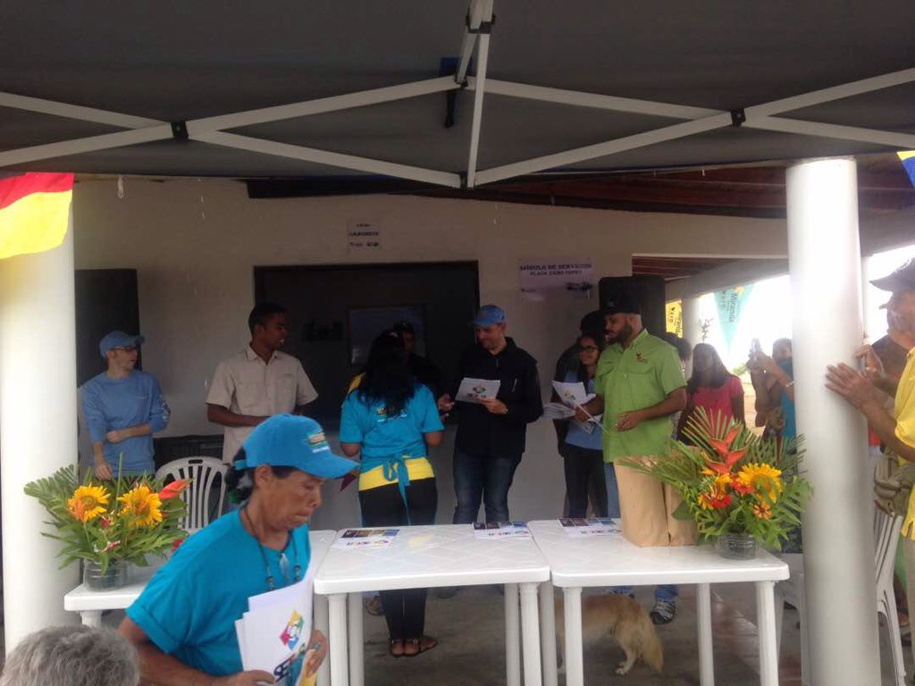 Fondemir_'s tweet photo. Más de 20 personas beneficiadas con la entrega de créditos productivos a los prestadores de servicios de Caño Copei. https://t.co/W7nkTAaGra