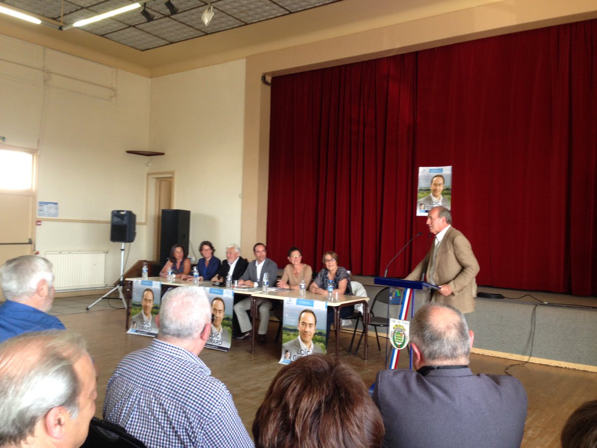 LRMR17's tweet image. Réunion publique de @LoicGirard2017 ce soir à Pons avec Daniel Laurent et de nombreux élus. #circo1704 #UneMajoritéPourLaFrance