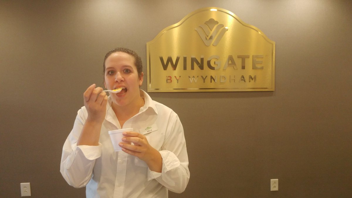 Employee Appreciation with Papa Robb's Paradise Ice. 
<a href="/Papa_Robbs/">Paradise Ice</a> <a href="/WingateHotels/">Wingate by Wyndham</a> #Summer2017