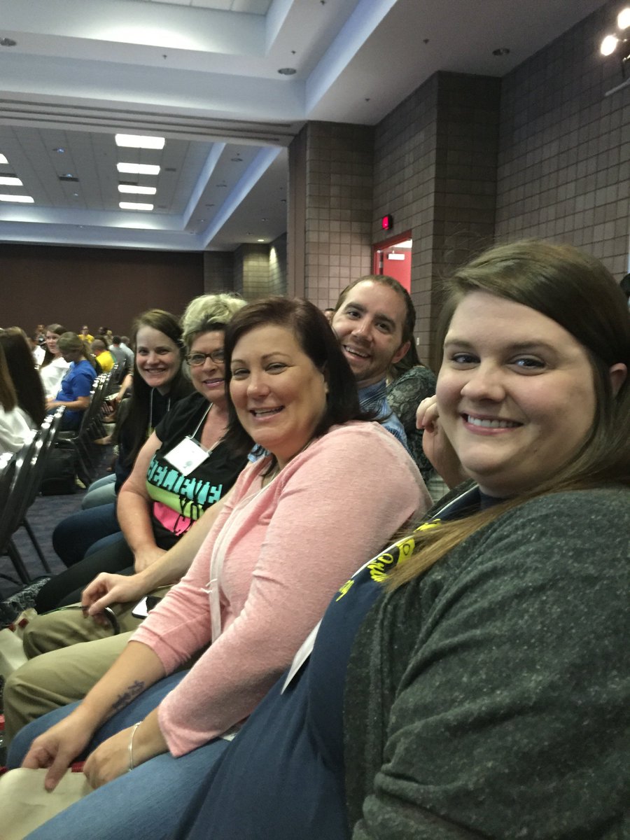 RF_MsChildress's tweet photo. #jcpsdl Day 1  Some of the Frost crew! https://t.co/Jgmsb0wfDM