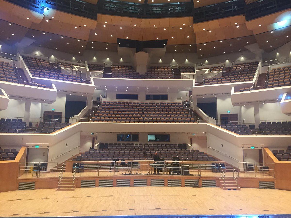 picturethis's tweet photo. BELFAST! We're here. Can't wait to see you all later 🙌🏻 https://t.co/l5D72PIOrJ