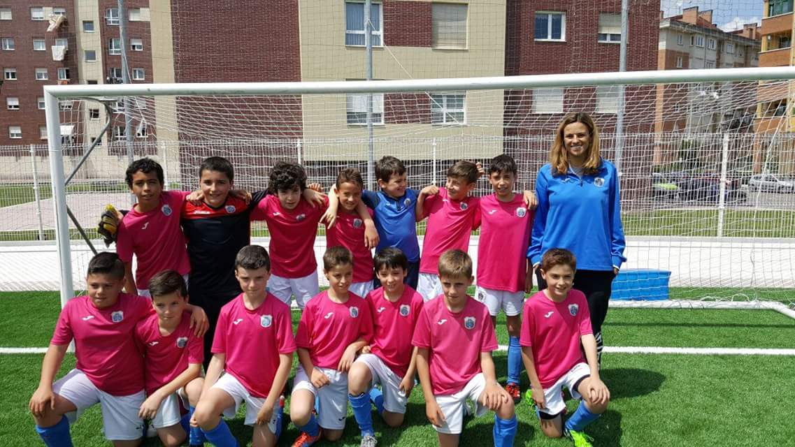 En categoría alevín contaremos con una de las mejores escuelas de fútbol de Oviedo: EF OVIEDO VETUSTA <a href="/efVetusta/">EF Oviedo Vetusta</a> ¡BIENVENIDOS! 😎☝️