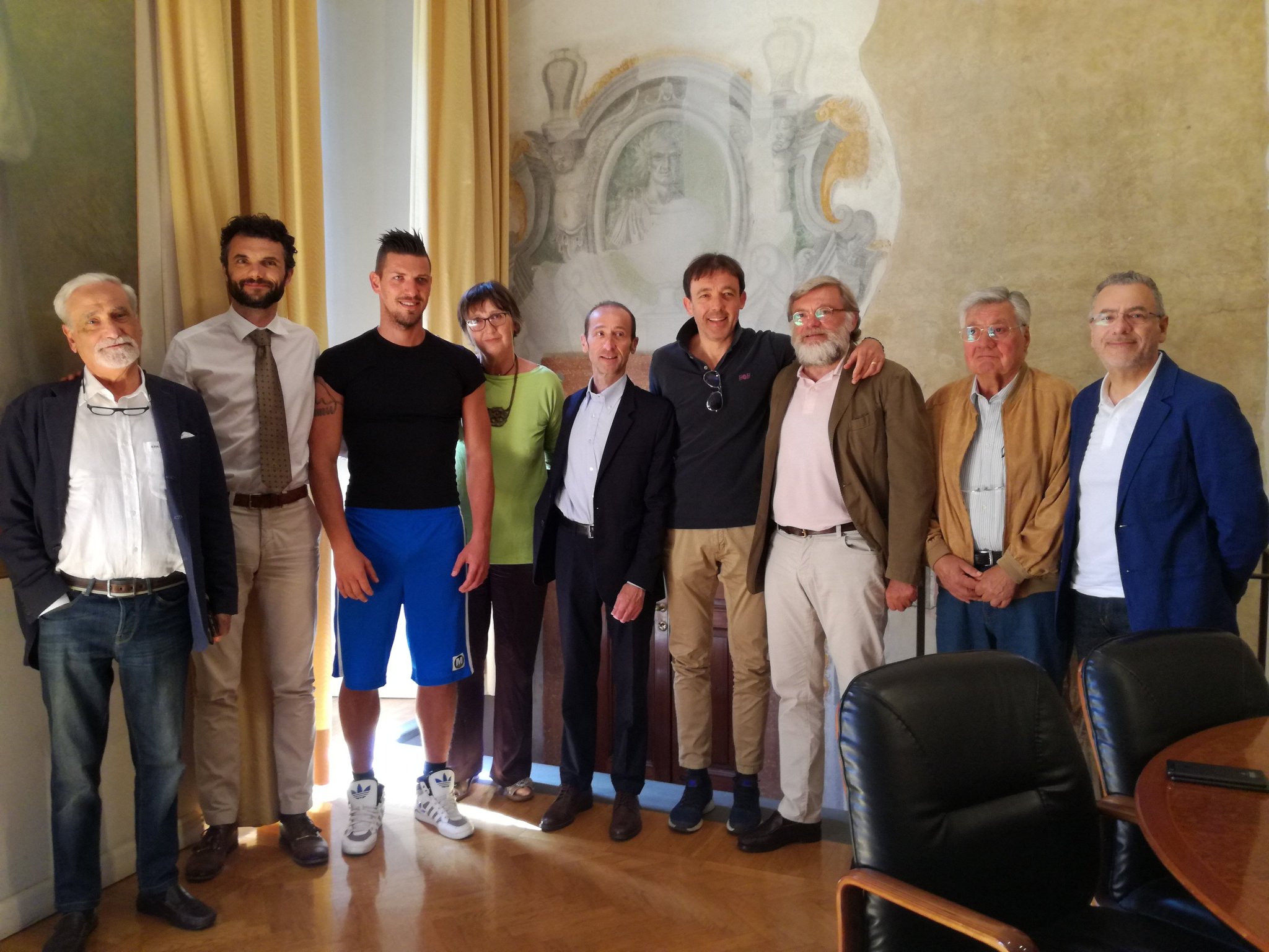 Comune Di Prato On Twitter Venerdì 9 Giugno Piscina Di