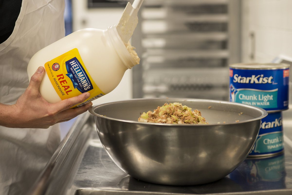 jimmyjohns's tweet photo. Real tuna fish, real @Hellmanns, reeeeeeealllly good 
#JimmyFresh #EverySingleDayStartsThisWay #WhereFreshAndFastMeet https://t.co/x9wtQzZH4a