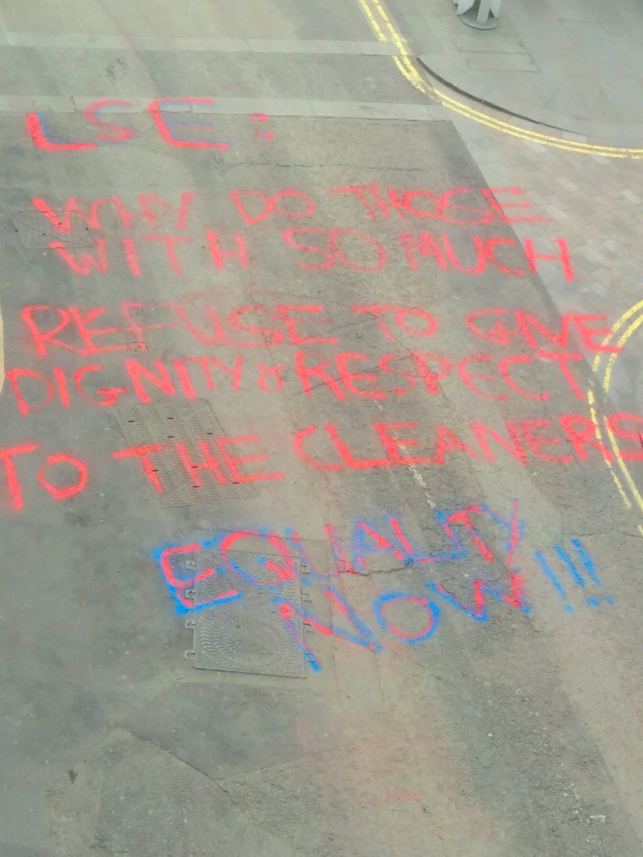 ZoeJardiniere's tweet image. Solidarity with the LSE cleaners still demanding equality on campus today!