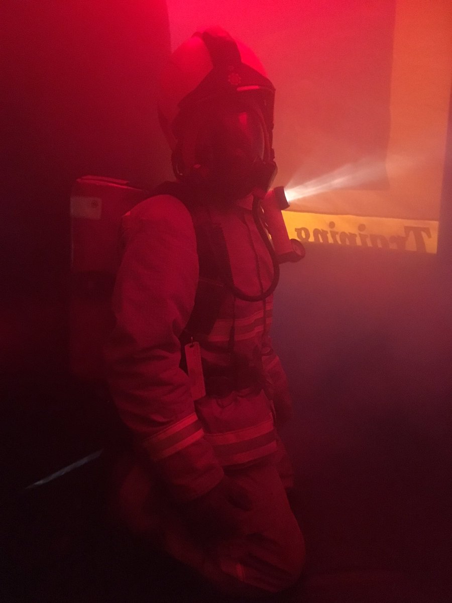 JsyFire's tweet photo. #GreenWatch undertaking day 2 of training with FCJ's reception class of future Firefighters! 🔥🚒👩‍🚒 https://t.co/yXP7cd6eK9